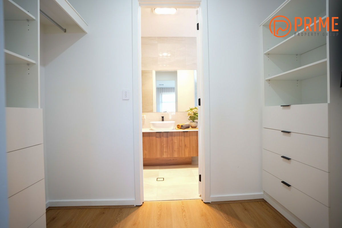 1B Cox Terrace, Northfield