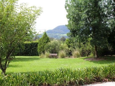 8 Nugents Creek Road, Kangaroo Valley