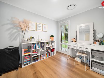 8 Riddell Street, West Hoxton