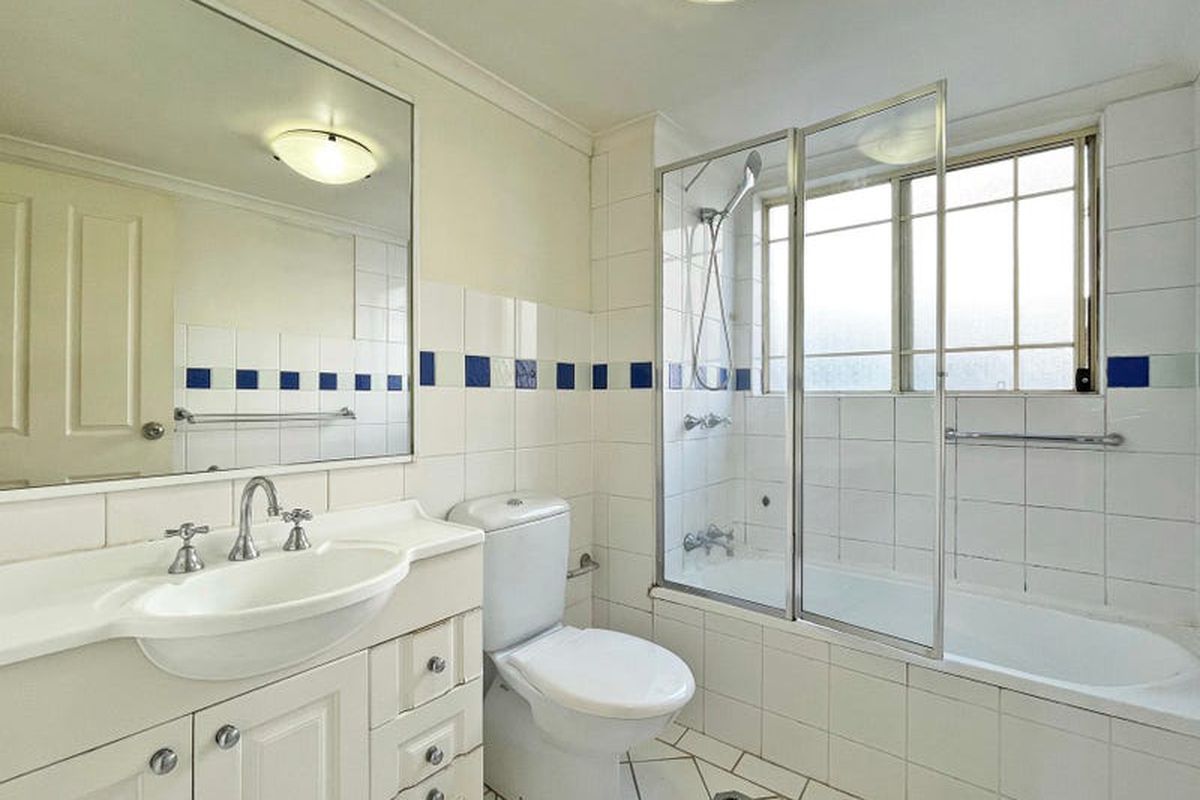 13 / 8-12 Hornsey Road, Homebush West