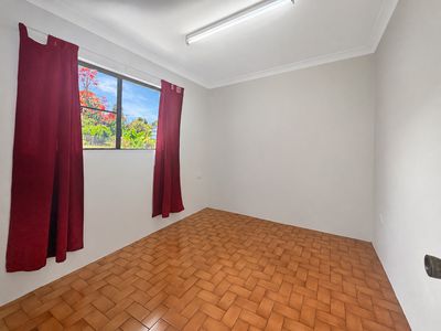 12 Mazlin Street, Atherton