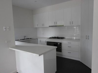 2 / 96 Calvert Street, Hamlyn Heights