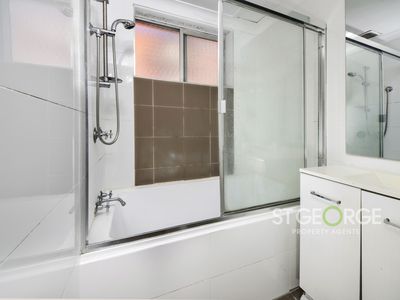 11 / 5 Phillip Street, Roselands