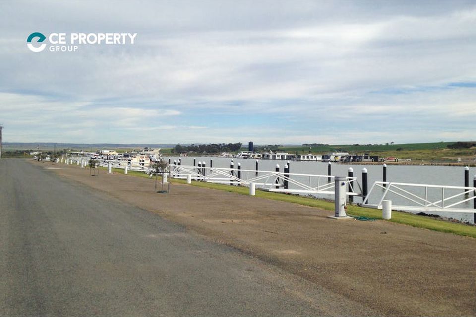 Berth 31 Pelican Drive, Mannum