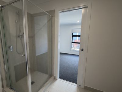 52 Timetable Street, Mambourin
