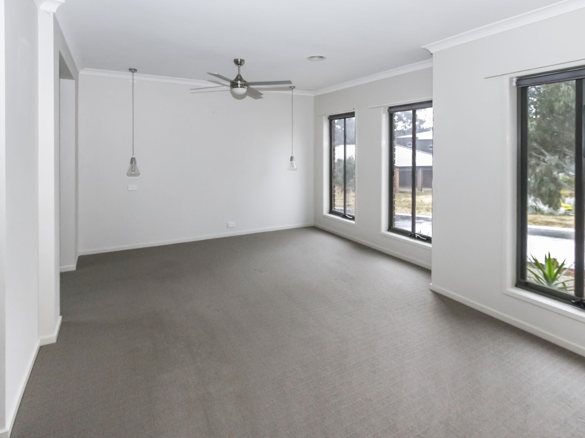 16 Prospectors Way, Big Hill