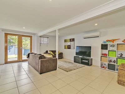 31 Kallista Road, Rochedale South