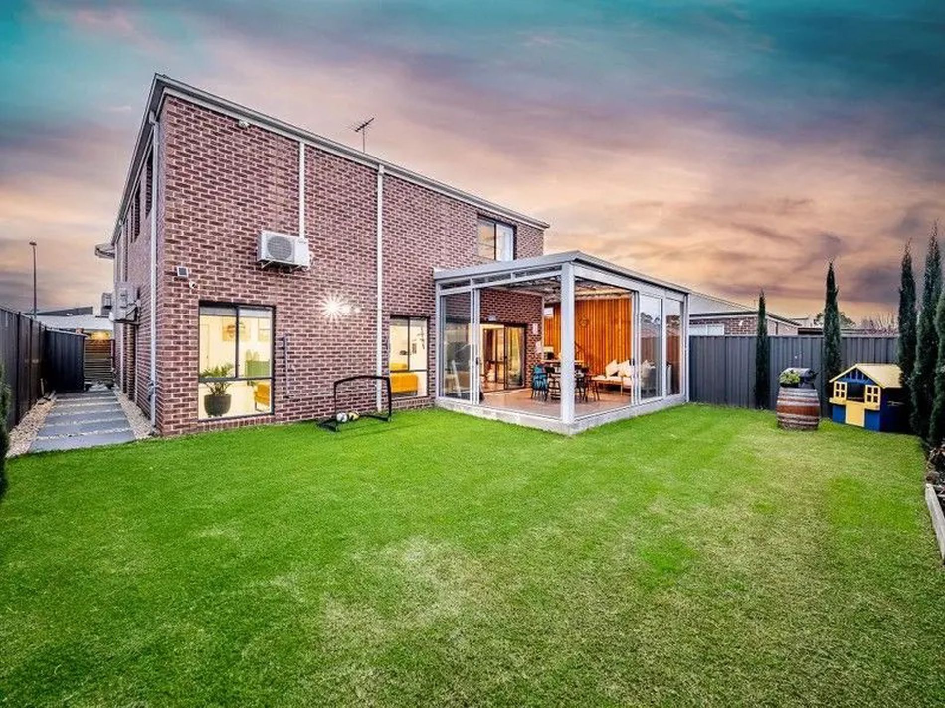 60 Ferrari Drive, Cranbourne East