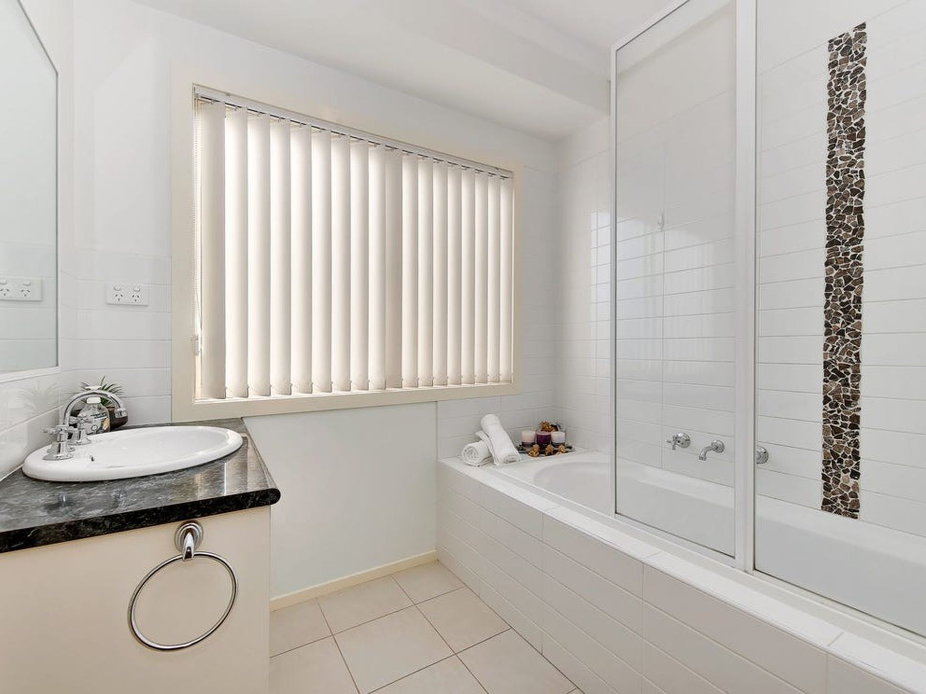 8 Sussex Court , Tarneit