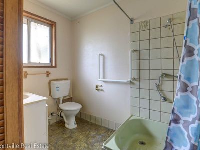 10 Janine Ct, Flaxton