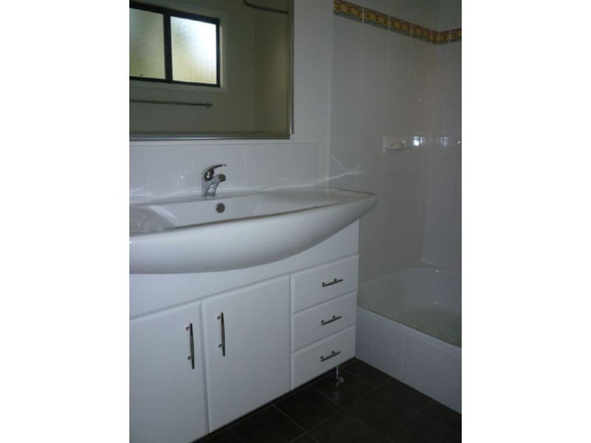 1 Ross Avenue, Narrawallee