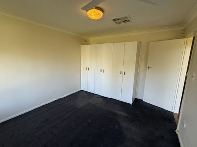 22 Weston Street, Parkes