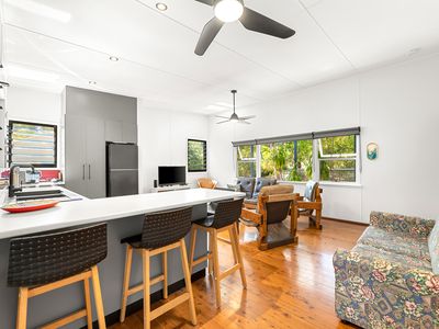 10 Rosedale Parade, Rosedale