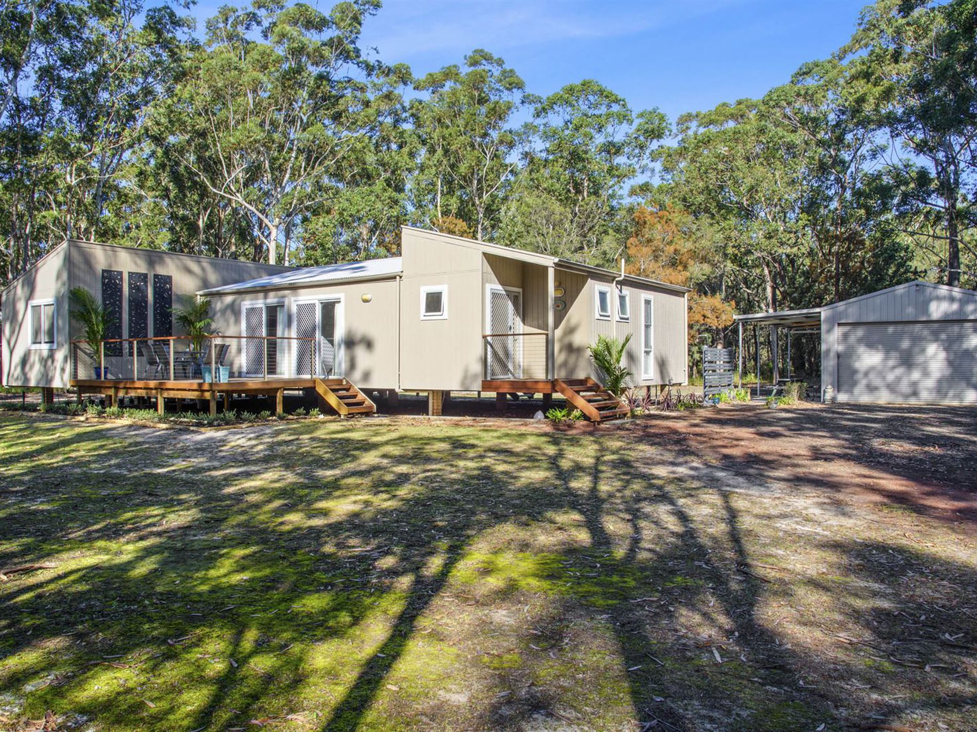 8 Thorne Street, Lake Conjola