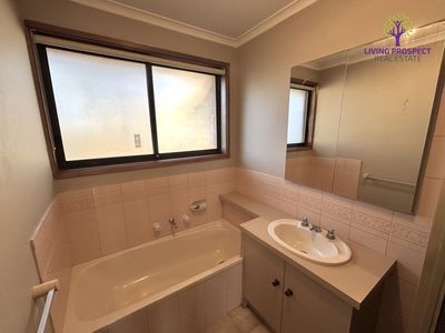 12 Rodney Court, Hoppers Crossing