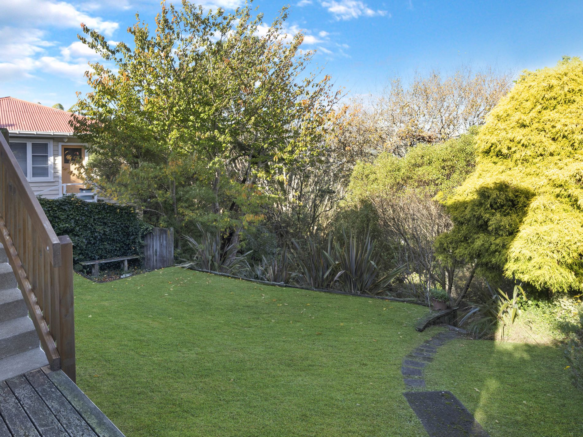 9 Woodstock Terrace, Tawa
