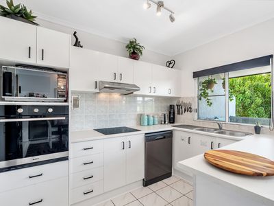 12 / 10 Brown Street, Woree