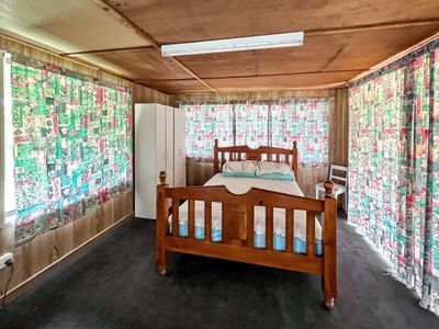 5851 The Bucketts Way, Bootawa