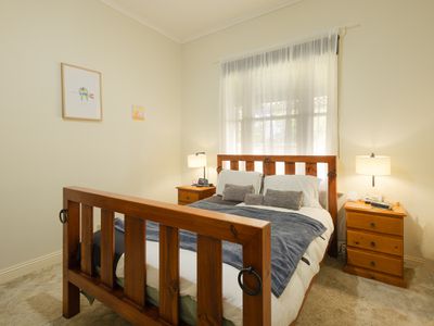 21 Station Street, Koroit
