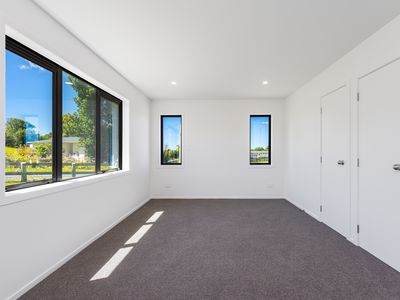 1514 Run Road, Tapora