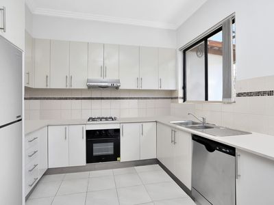 2 / 50 Rosebery Road, Guildford