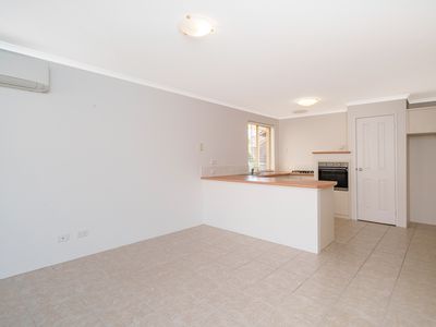 4 / 3 Cottrill Street, Alfred Cove