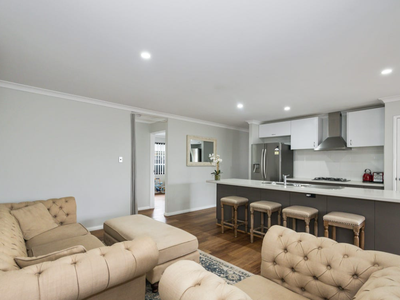4 Riverland Drive, Ellenbrook