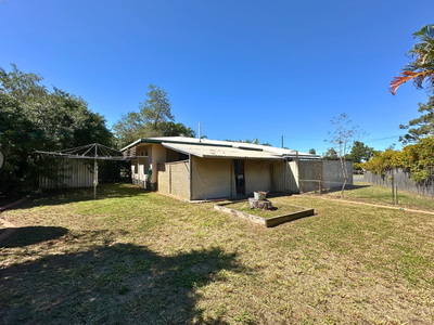 14 Chifley Court, Moranbah