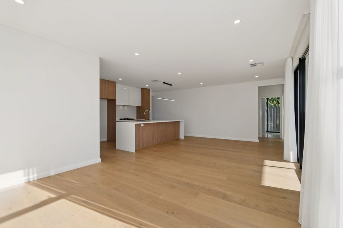 71 Embleton Avenue, Morley