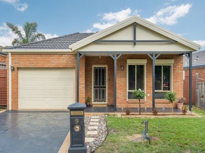 9 Hoxton Crescent, Craigieburn