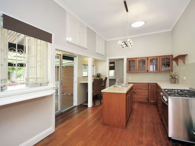 5 Glebe Road, Newtown