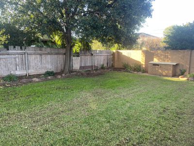 72 Blumer Avenue, Griffith