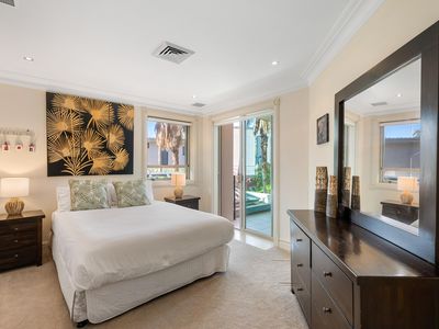 30 / 8 Terrigal Esplanade, Terrigal