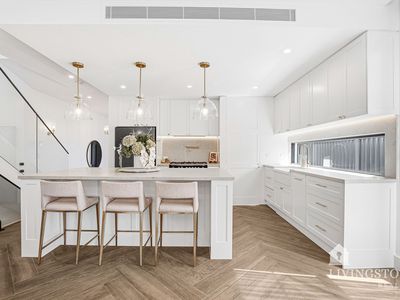 74 Naomi Street South, Winston Hills
