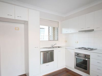 2 / 94 Eton Street, Nundah