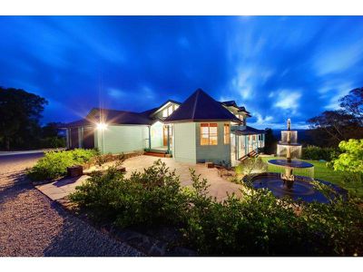 218 Western Avenue, Montville