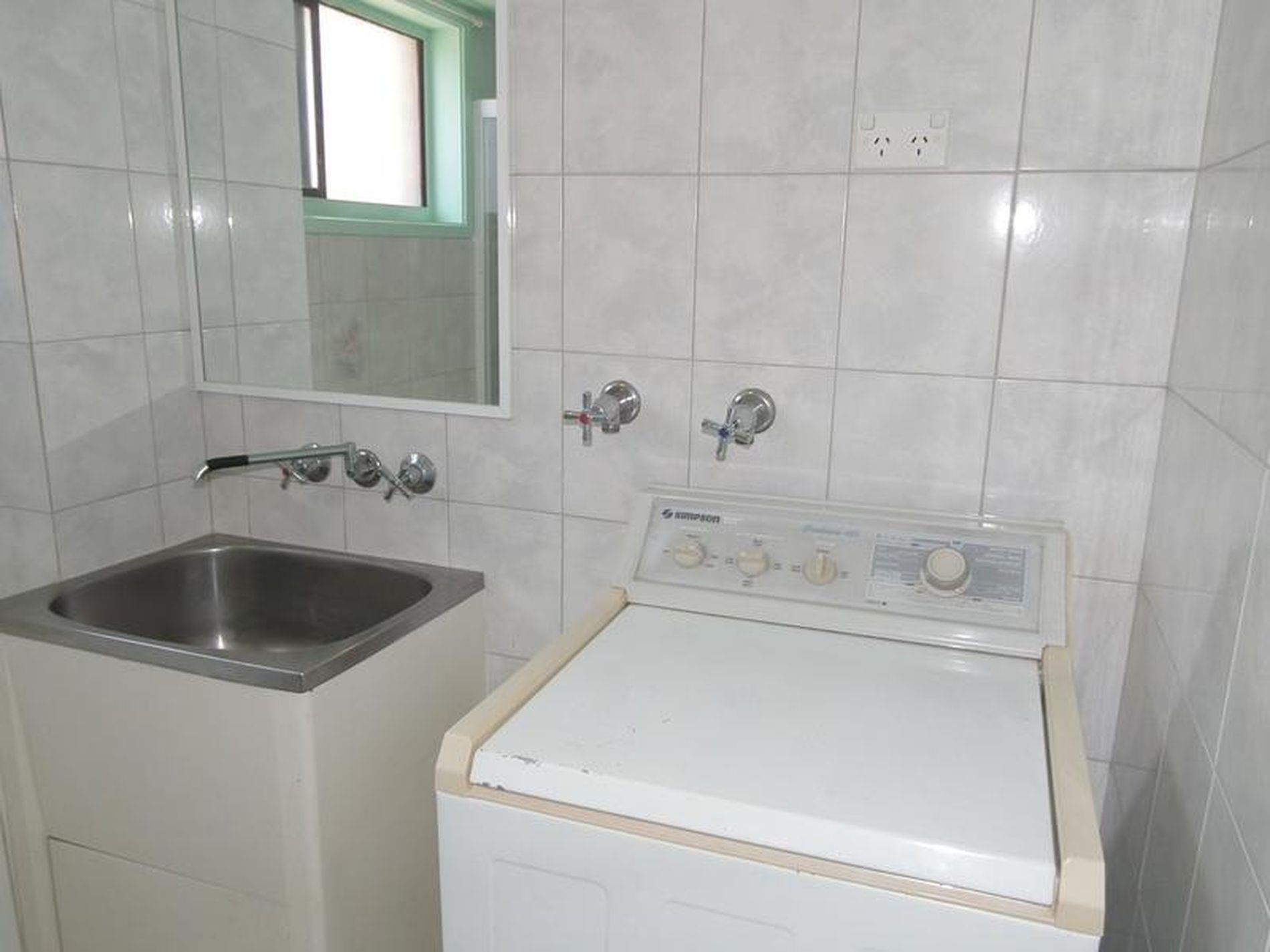 5 / 4 Allara Avenue, Palm Beach