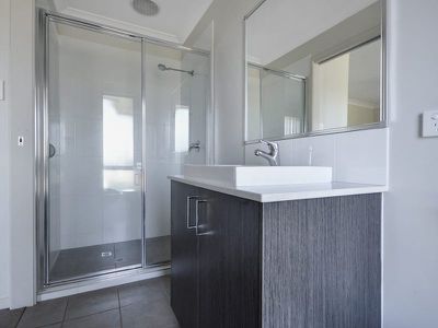 1 Mirug Crescent, Fletcher