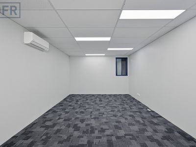 1 / 32 Bushland Ridge, Bibra Lake