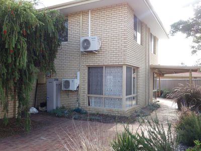 2/197 Albert Street, Osborne Park