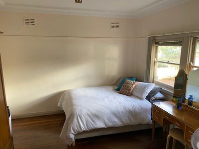 1B Denison Street, Wollongong