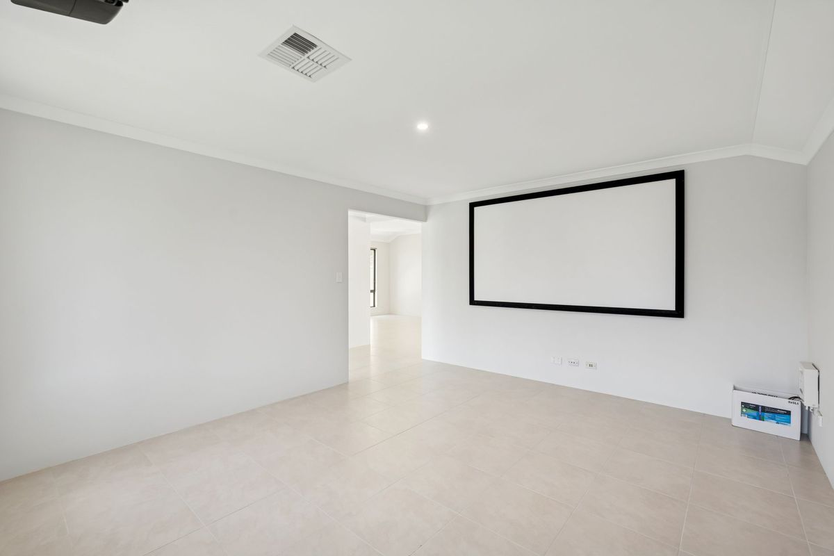 15 Panama Road, Butler