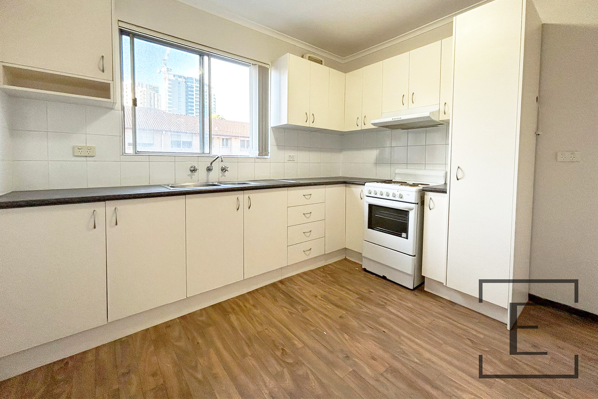 2 / 5 Homebush Road, Strathfield