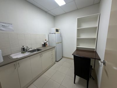 Office 7 / 21 Westside Drive, Laverton North