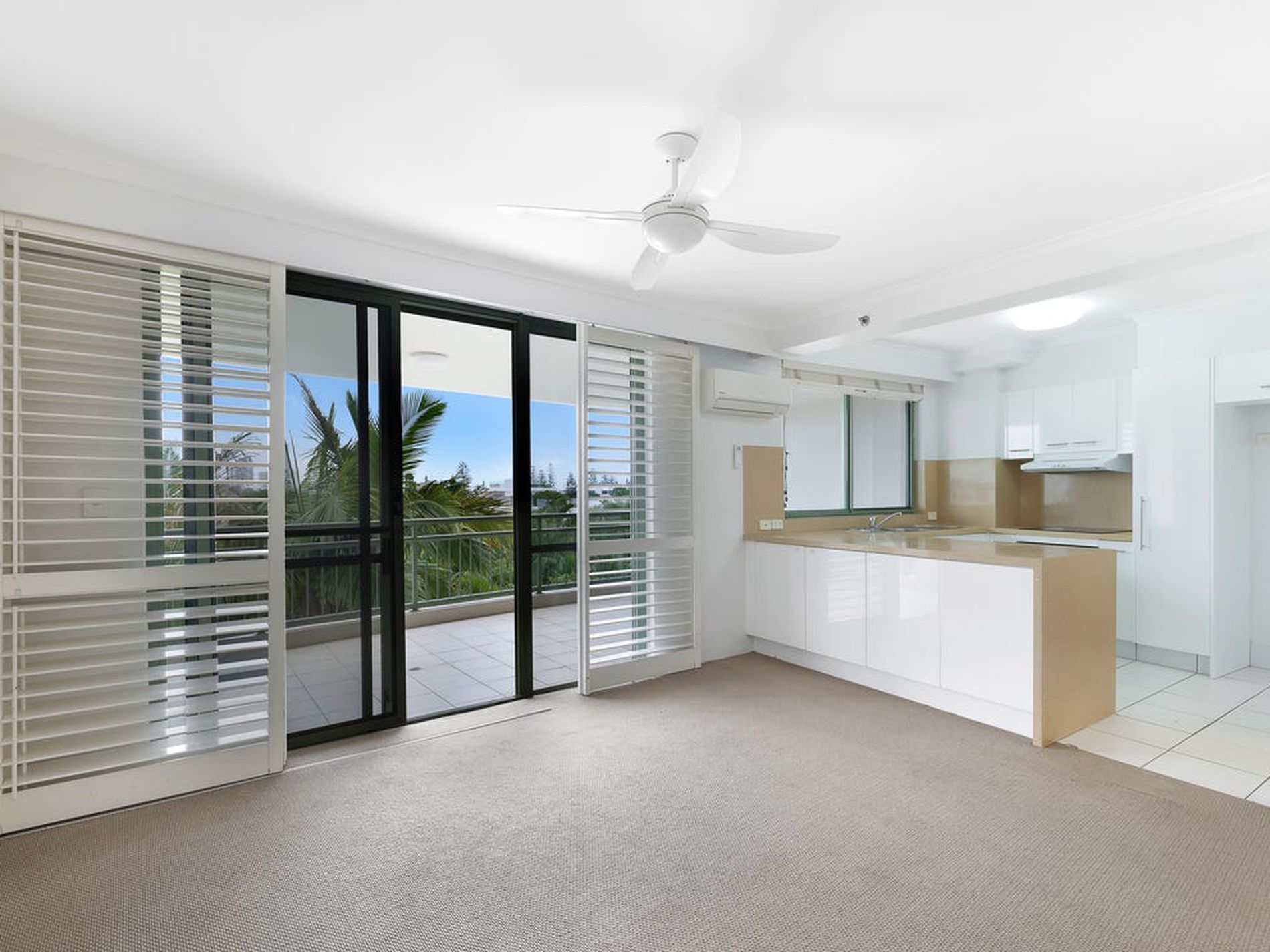 9 / 29-39 Woodroffe Ave, Main Beach