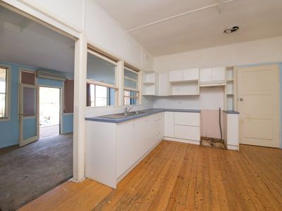 11 Tink Avenue, Dubbo