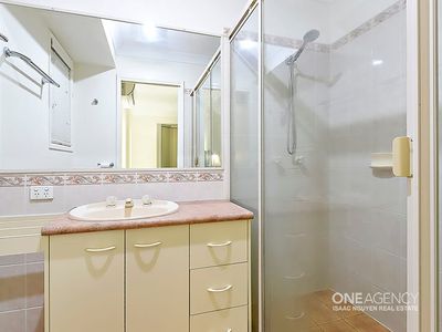 20 Glasshouse Cr, Forest Lake