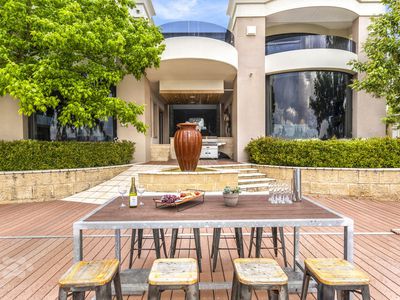 61 Lanyard Boulevard, Geographe