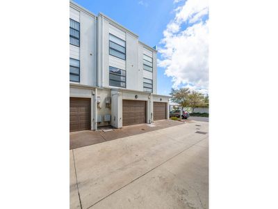 25 / 1-15 Tulloch Drive, St Clair