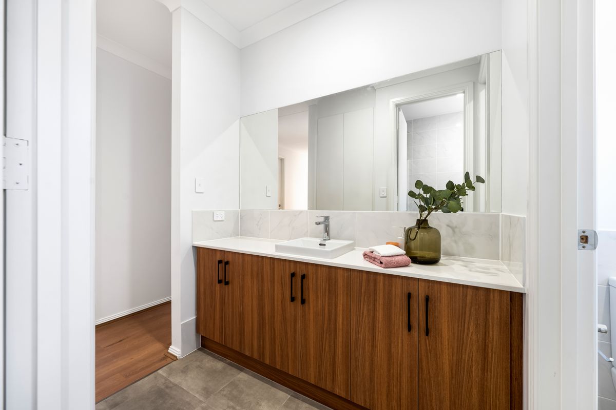 5 Raylene Court, Blakeview